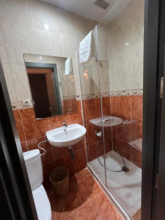Hostal Inter Plaza Mayor Auto Check In Мадрид Экстерьер фото